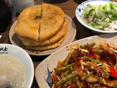 -肖四女乐山跷脚牛肉(世博源店)