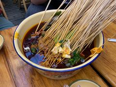 -拈签一笑黄牛肉辣卤串串
