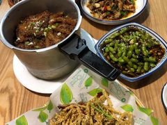 -董厨煨汤馆(车站路店)