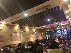 大堂-地锅公社·现炒地锅鸡·地锅鱼·夜宵(罗锦路店)