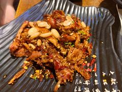 -何师烧烤Pro ·江湖川菜·小龙虾·精酿(太古里旗舰店)