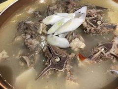 -虾弄弄海派小龙虾·牛羊蝎子火锅