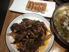 -十三式重庆江湖菜(金茂览秀城店)