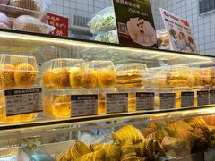 -白玉兰食品甜凤店(合生汇店)