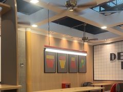 -麦当劳(深圳北站高铁店)