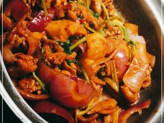 -禄婶鸡煲·打边炉