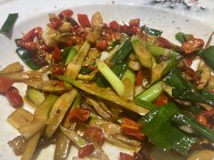 -95号酱骨·一块豆腐(展春园西路店)
