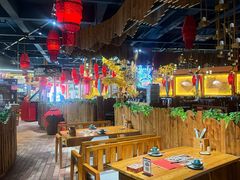 -老滇山寨•云南特色菜•地方菜•民族风情歌舞表演(金碧店)