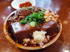 -谢老五跷脚牛肉·非遗传承店
