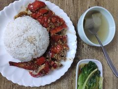 广东烧鹅仔饭-煲煲香快餐(南京路店)