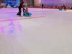-冰纷万象滑冰场(二七万象城店)