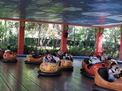 -七彩云南欢乐世界