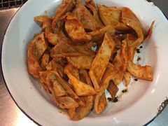 牛心管-马路牙子烧烤音乐酒馆(望京店)