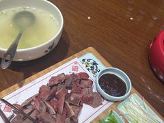 -乔家小院•非遗驴肉•本地小海鲜(滨河路店)