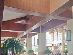 -亚龙湾喜来登·美景台大堂吧