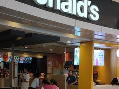 门面-麦当劳(城西银泰店)