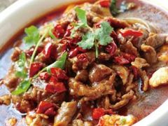 水煮牛肉-白天鹅家宴·东北菜