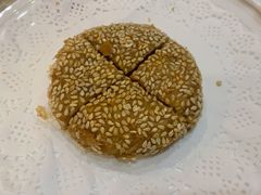 芝麻烧饼-满旗楼 北京烤鸭·涮羊肉火锅(武昌店)