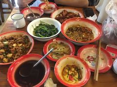 -老三样·美食研究中心(世贸路店)