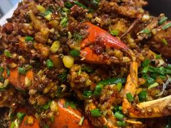-凤凰路何眼镜香辣蟹(花果园店)