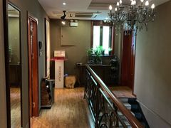 -莱蔻·圣灸堂·推拿艾灸(天山店)