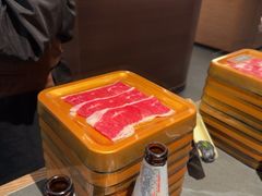 -牛YO寿喜烧·铁板烧和牛火锅自助(市府恒隆店)
