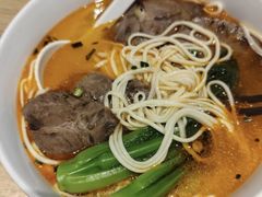 红油牛肉面-翡翠拉面小笼包Crystal Jade(上海浦东国际机场T1店)