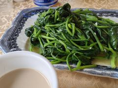 -维吾尔餐厅(宜山路店)