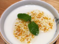 宫廷杏仁豆腐-四季民福烤鸭店(前门廊房二条店)