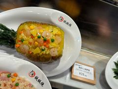 鲜虾仁菠萝饭-卜秀铁板烧(食通天美食广场店)