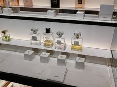 -Chanel(德基广场店)