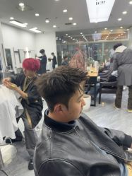 -藤野造型烫染·漂发