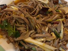 -人民公社铁锅炖·东北菜(卫国道店)