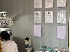 -瑞司视光眼镜·蔡司战略合作眼镜店(新街口店)