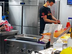 -乐彡炸串·烤苕皮(西单华威约饭街店)