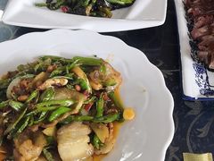 -老瓦房饭店(三苏大道中段店)