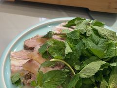 关岭带皮黄牛肉-贵州大厦贵州厅(樱花园西街店)