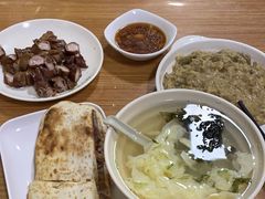 -宝光熏肉鞋底火烧(新街口店)