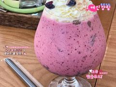 -Mark&Mars Restaurant