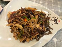 -小厨子私房菜·云南美食店