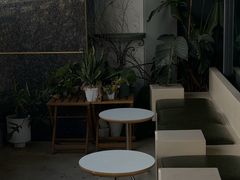 -luutosa  cafe & tea 鹿兔山