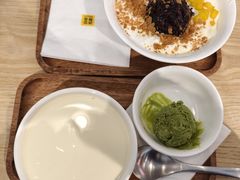 -满记甜品(优客百盛店)