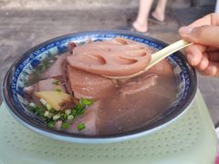 -燕子煨汤(山海关路店)
