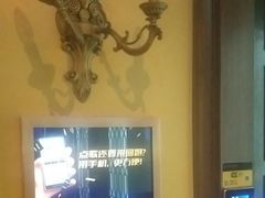 -骑士KTV(红谷滩万达店)