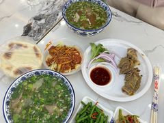 -伊穆祥牛肉面总店·清真