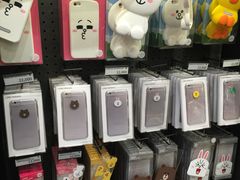 -LINE FRIENDS Garosu-gil Flagship Store