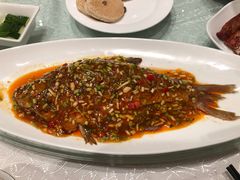 武昌鱼/清江边鱼-亢龙太子酒轩(东湖店)