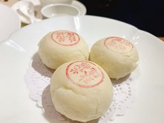 玫瑰花饼-京味斋·北京烤鸭(北京南站洋桥店)
