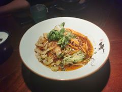 石河子凉皮-楼兰新疆主题餐厅(悠方店)