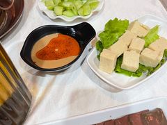 -羊家胡同·龙虾烧烤火锅(龙汇路店)
